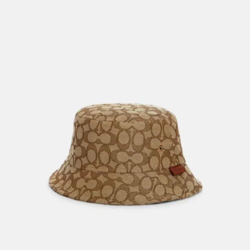 SOLD NWT COACH KHAKI SIGNATURE BUCKET HAT - Picture 1 of 8